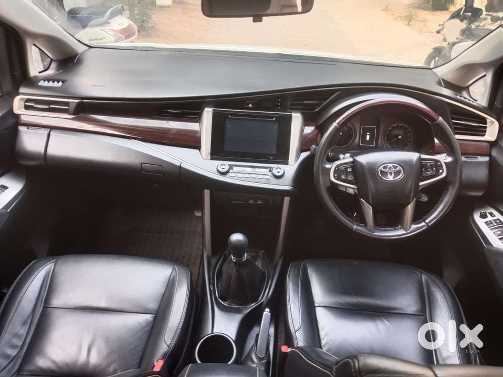 Toyota Innova Crysta 2.4 Zx Mt, 2016, Diesel