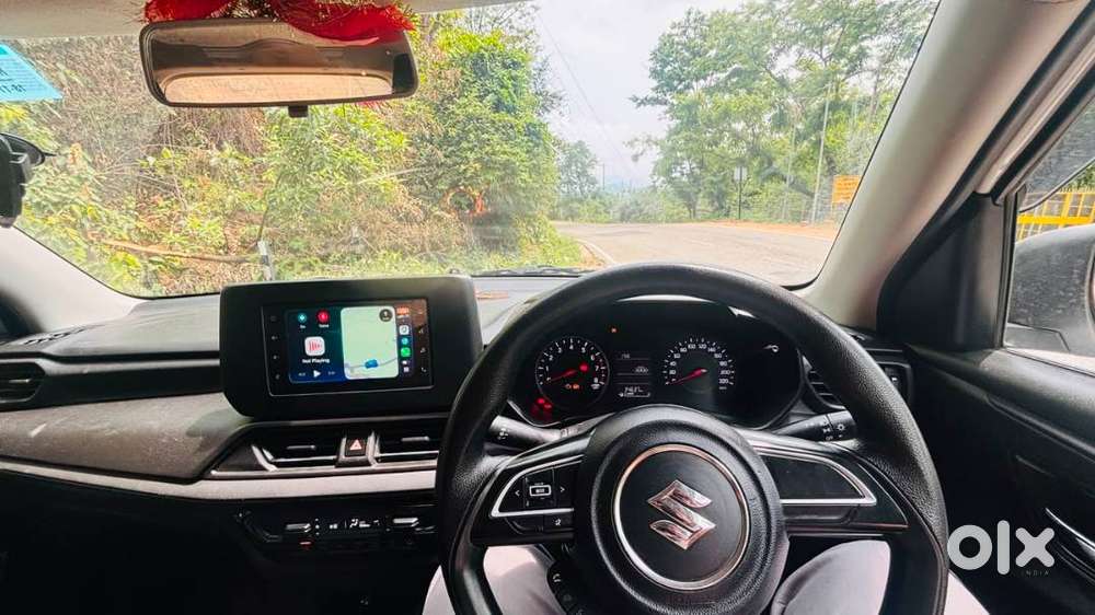 Maruti Swift Vxi Optional 2024