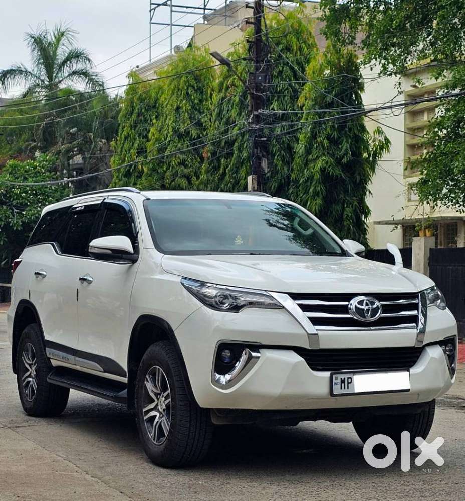 Toyota Fortuner 4x2 At 2.8 Diesel, 2020, Diesel