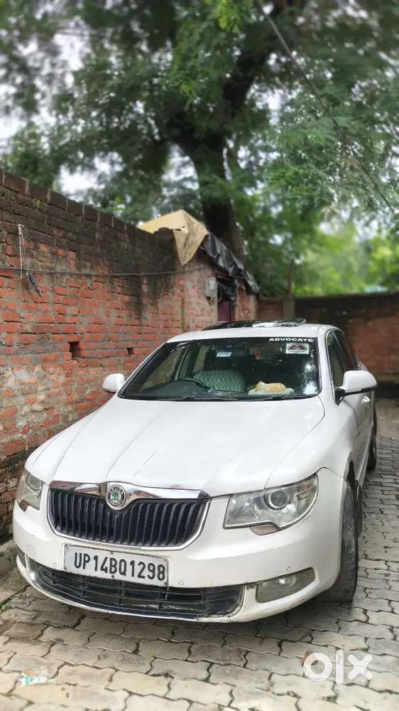 Skoda Superb Elegance 2012
