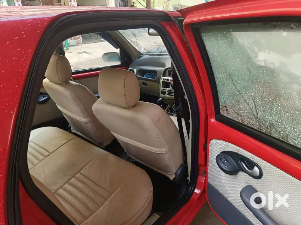 Fiat Palio Stile 1.6 Sports Engine. 100 Bhp. 2008 Petrol. Mileage 15