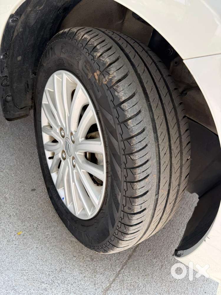 Maruti Suzuki Dzire 1.2 Zxi, 2024, Petrol