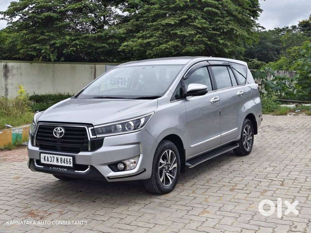 Toyota Innova Crysta [2020-ongoing] 2.4 Vx 8 Str, 2023, Diesel