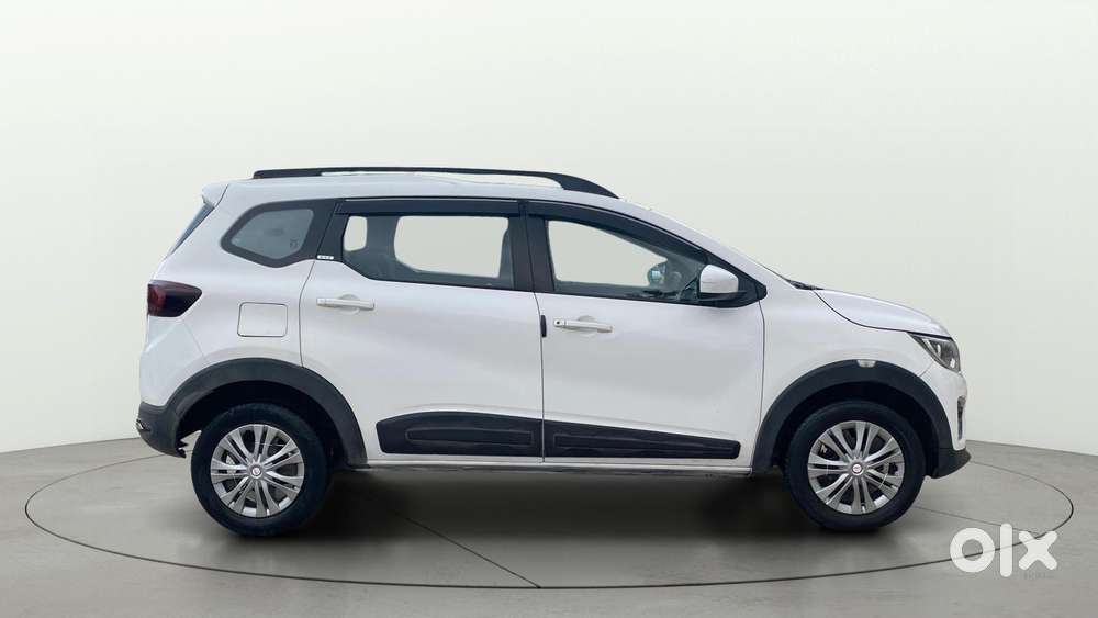 Renault Triber Rxz, 2019, Petrol