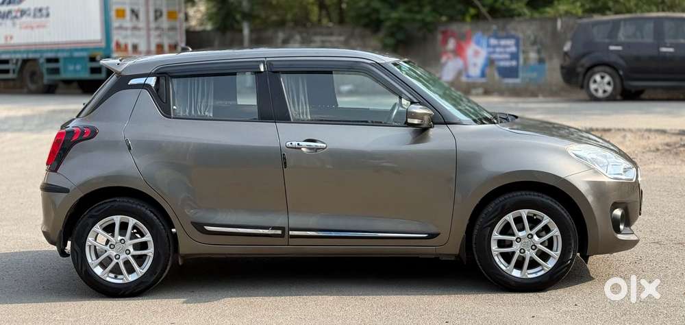 Maruti Suzuki Swift Dzire Amt Zxi, 2018, Petrol