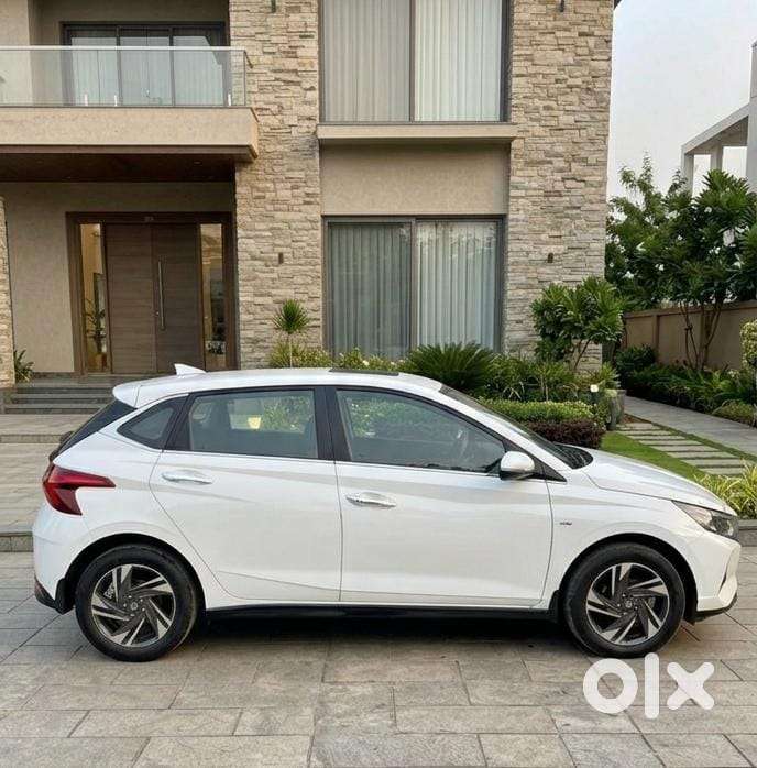 Hyundai I20 Petrol Cvt Asta, 2021, Petrol