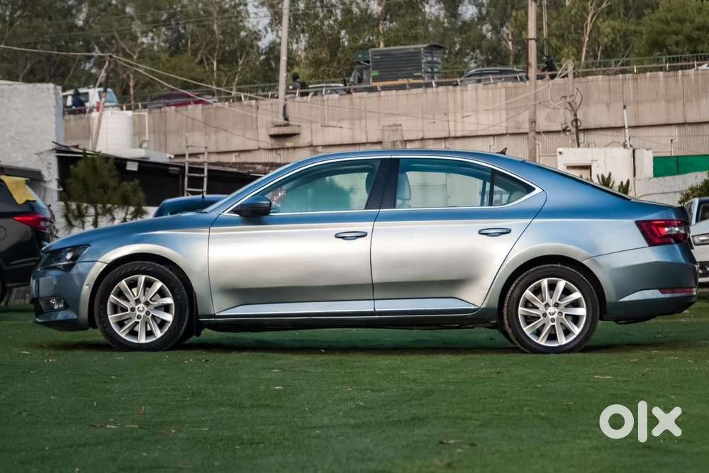 Skoda Superb L&k 2.0 Tdi At, 2018, Diesel