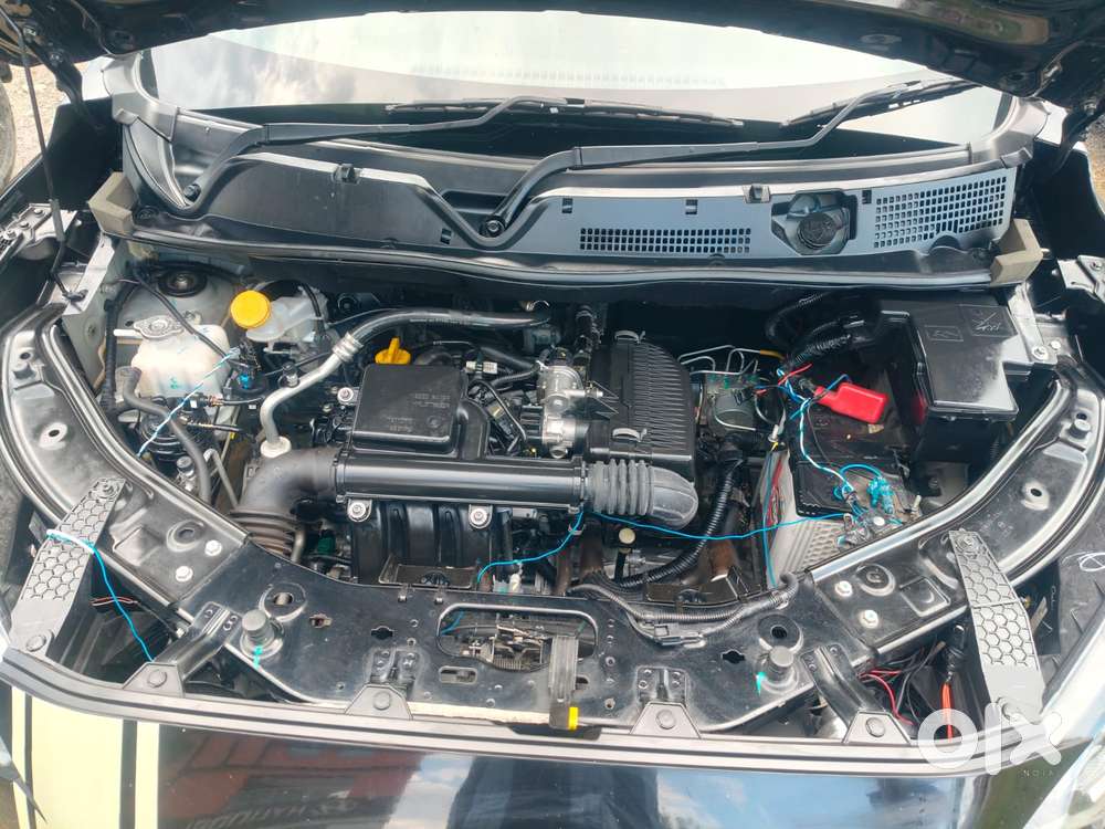 Nissan Magnite 1.0 Xv, 2023, Petrol