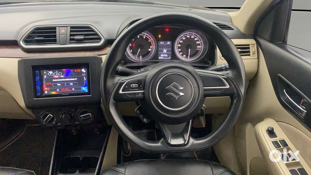 Maruti Suzuki Swift Dzire Amt Vxi, 2017, Petrol