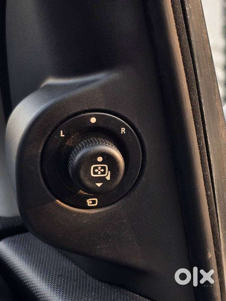 Tata Tiago 1.2 Revotron Xza, 2019, Petrol