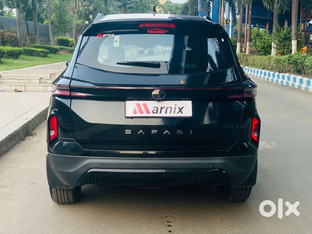 Tata Safari Pure Plus S Dark Edition At, 2024, Diesel