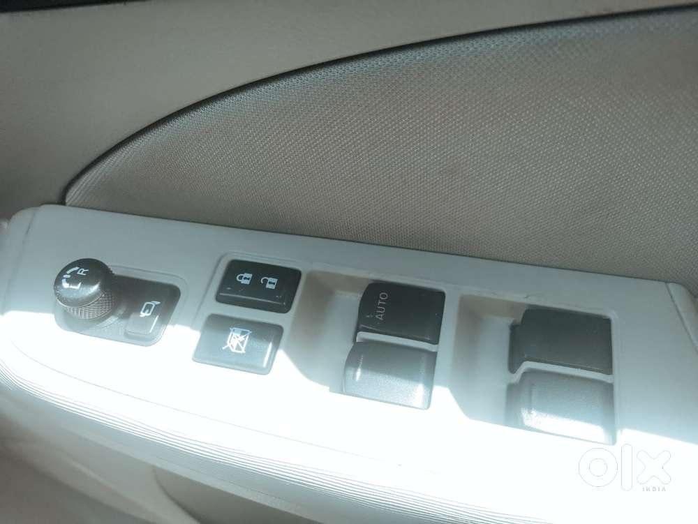 Maruti Suzuki Swift Dzire Vxi Optional, 2024, Petrol