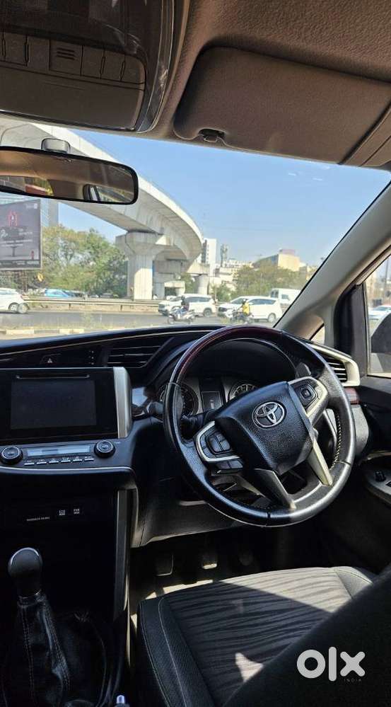 Toyota Innova Crysta 2.4 V, 2016, Diesel