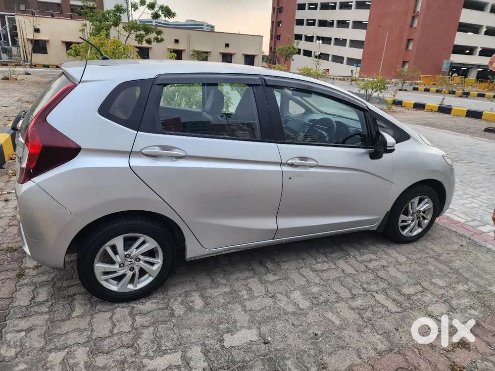 Honda Jazz 2016 Diesel Well Maintained