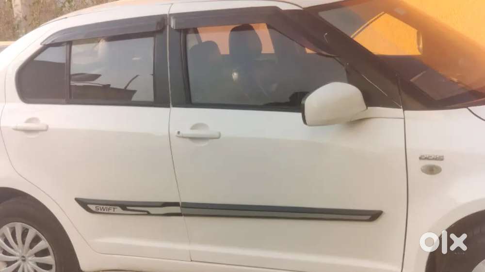 Maruti Suzuki Swift Dzire Tour 2013 Diesel 130546 Km Driven