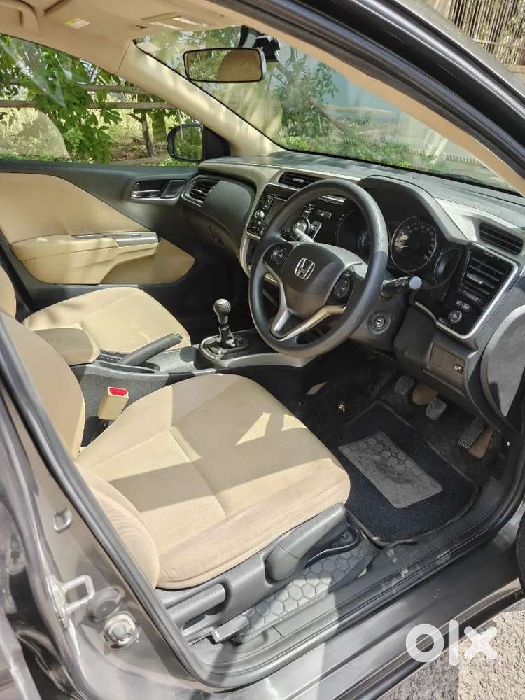2016 Honda City 1.5 Petrol Manual 68000 Km 2nd Owner