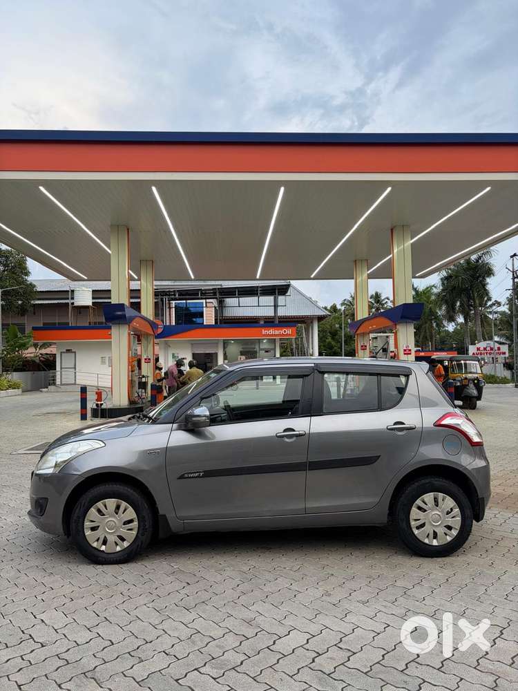 Maruti Suzuki Swift Vxi, 2014, Petrol