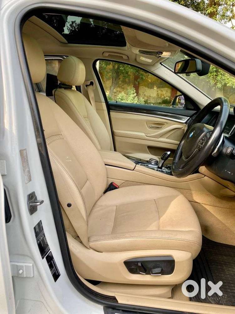 Bmw 5 Series 2.0 520i Luxury Line, 2017, Petrol