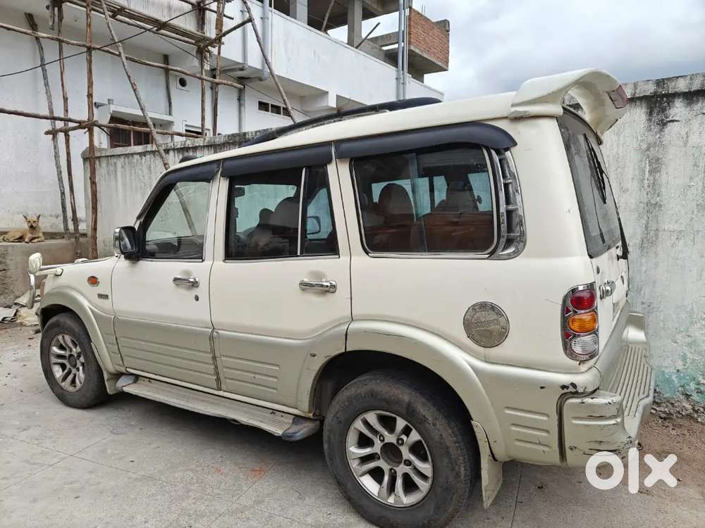 Mahindra Scorpio 2.6 2006