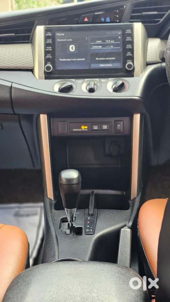Toyota Innova Crysta [ ] 2.4 Gx At 8 Str, 2021, Diesel