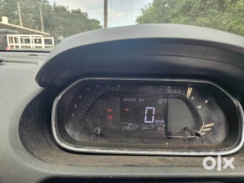 2021 Tata Tiago Xe Petrol  Upgraded With Power Windows & Music System