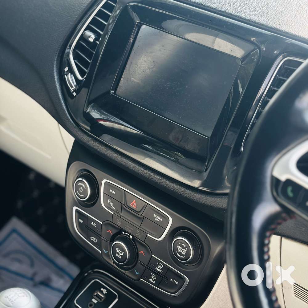 Jeep Compass 1.4 Longitude Option, 2017, Diesel