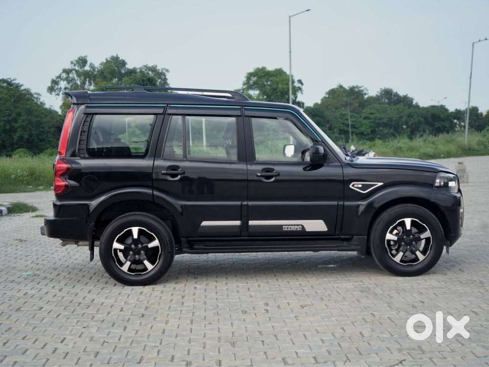 Mahindra Scorpio Classic 2.2 S 11 Mt 7 Str, 2024, Diesel