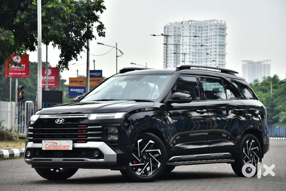 Hyundai Alcazar Signature 1.5 Petrol Dct 7str Knight, 2025, Petrol