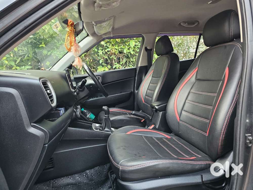 Hyundai Venue 1.2 S Plus, 2022, Petrol