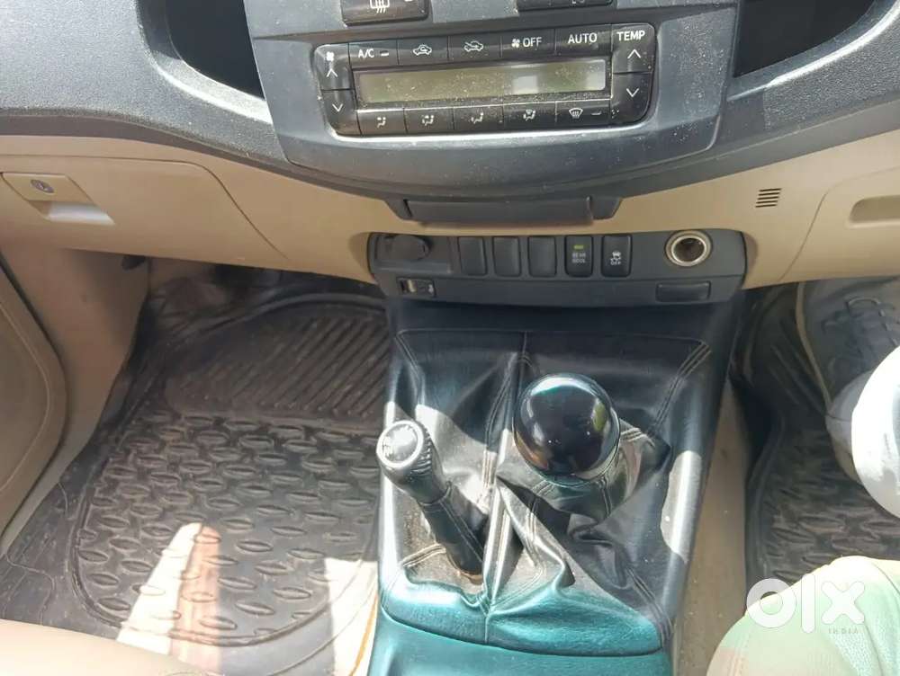 2014 Toyota Fortuner Diesel Manual 32650 Km