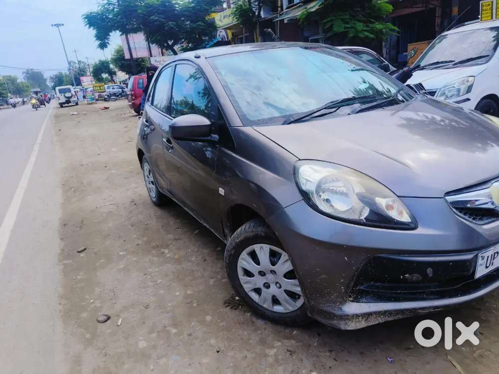 Honda Brio 2012 Petrol Well Maintained