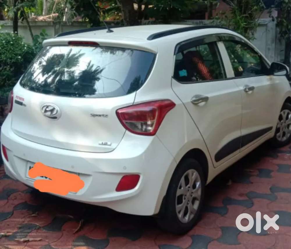 Hyundai Grand I10 2016 Petrol 34000 Km Driven