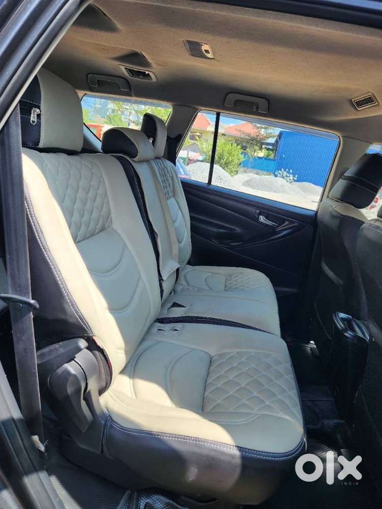 Toyota Innova Crysta 2.4 G Mt 8s, 2018, Diesel