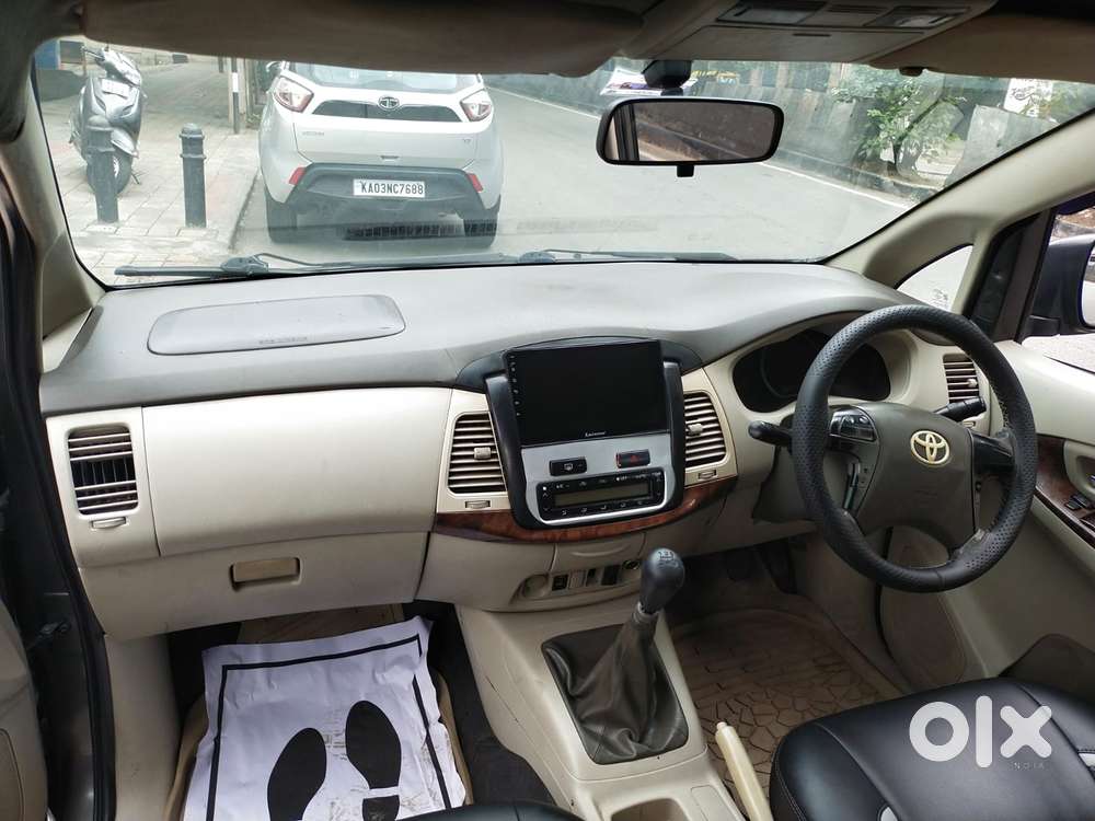 Toyota Innova 2.5 Vx (diesel) 8 Seater, 2012, Diesel
