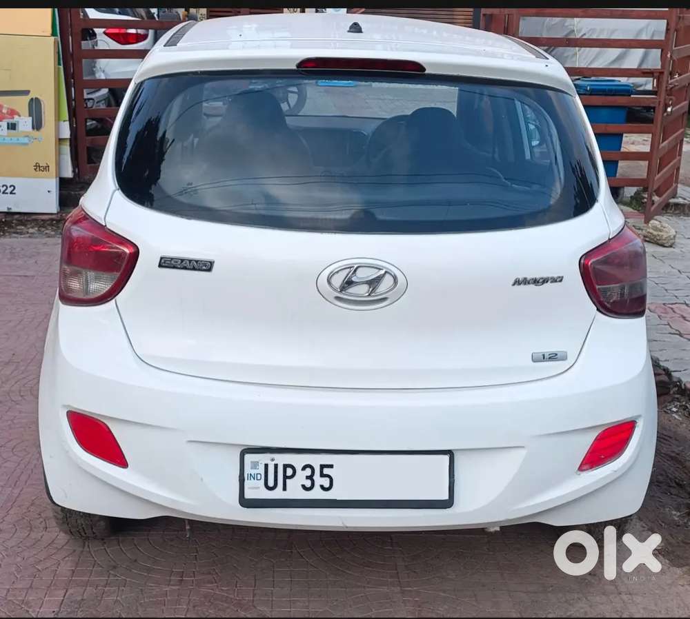 Hyundai Grand I10 Magna Petrol 2015