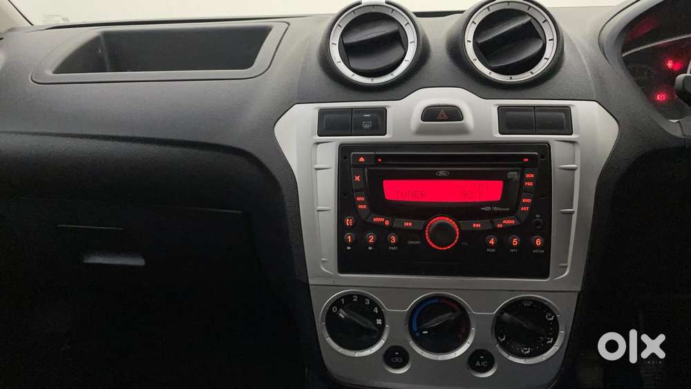 Ford Figo 2010-2012 Petrol Zxi, 2013, Petrol