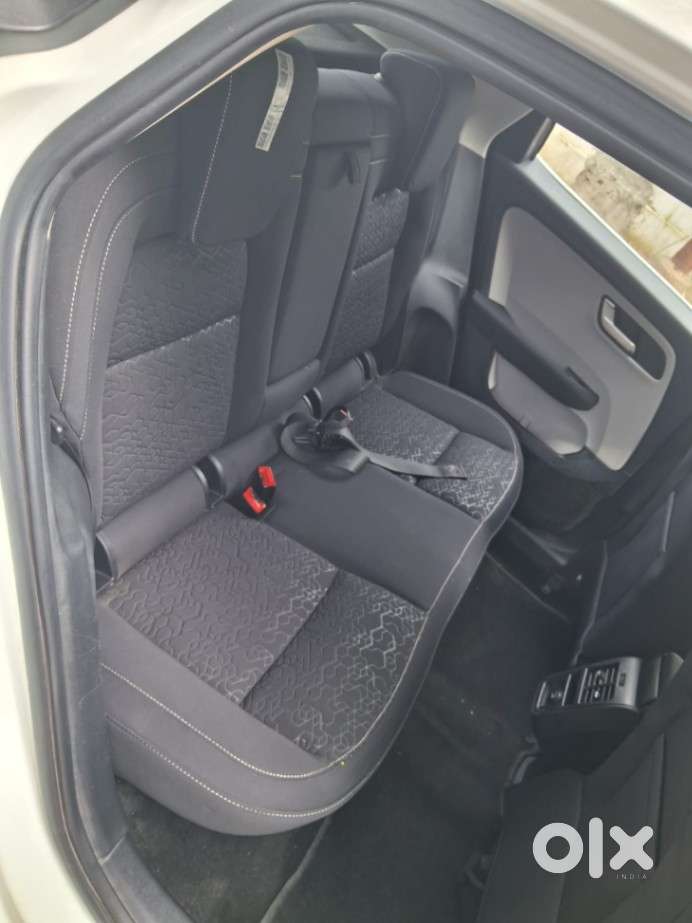 Tata Altroz Xz Plus (s), 2024, Petrol