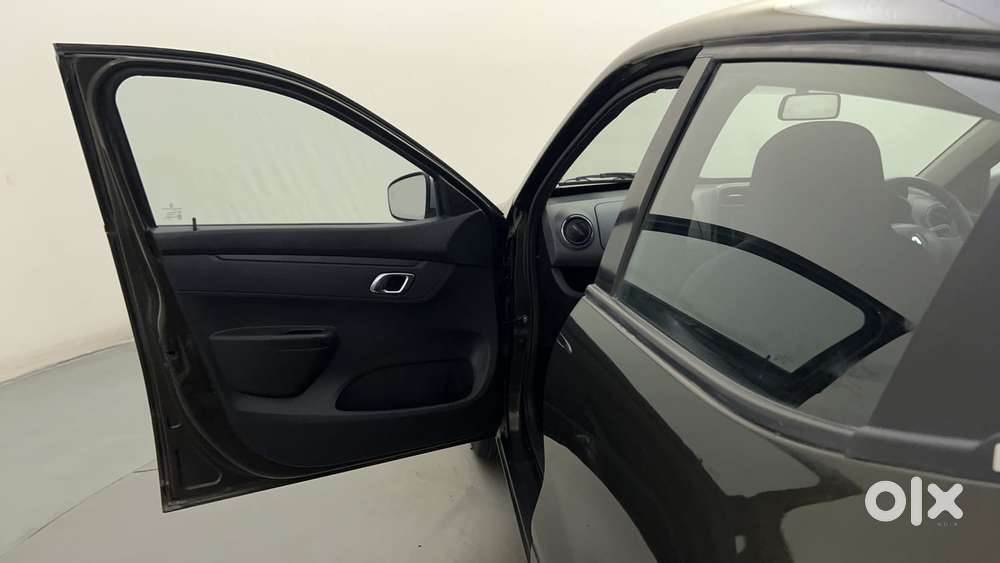 Renault Kwid 1.0 Rxt Sce Special (o), 2019, Petrol