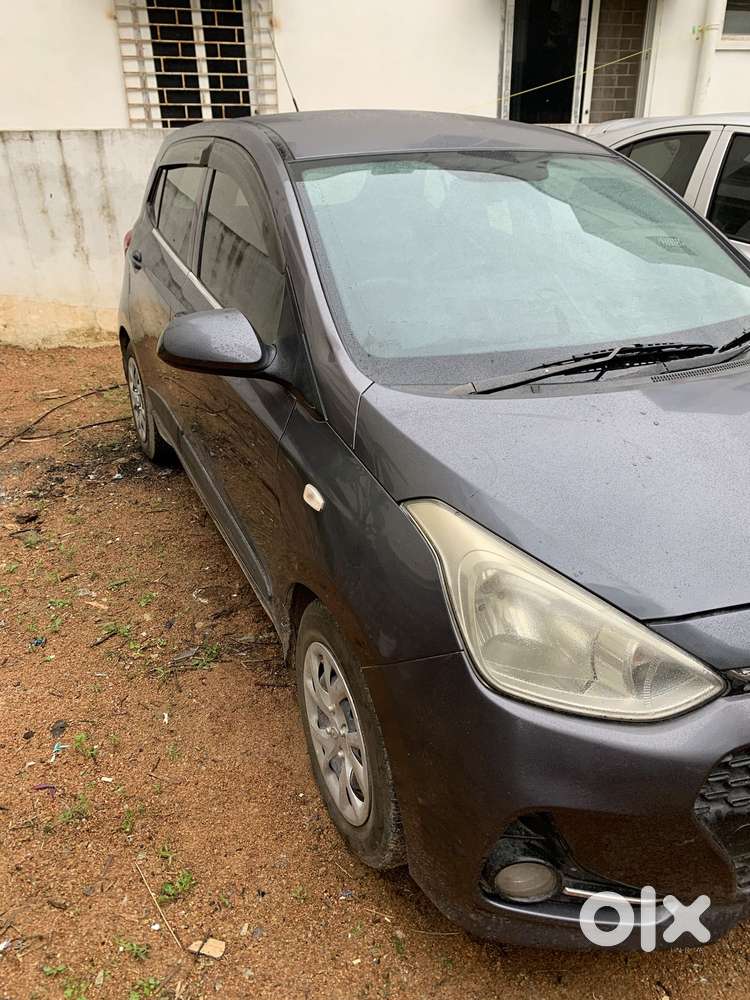 Hyundai Grand I10 1.2 Crdi Sportz Dual Tone, 2017, Diesel