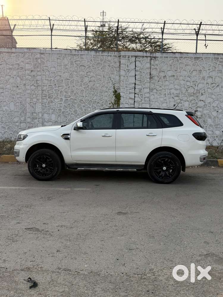 Ford Endeavour 3.2 Titanium 4x4 At, 2018, Diesel