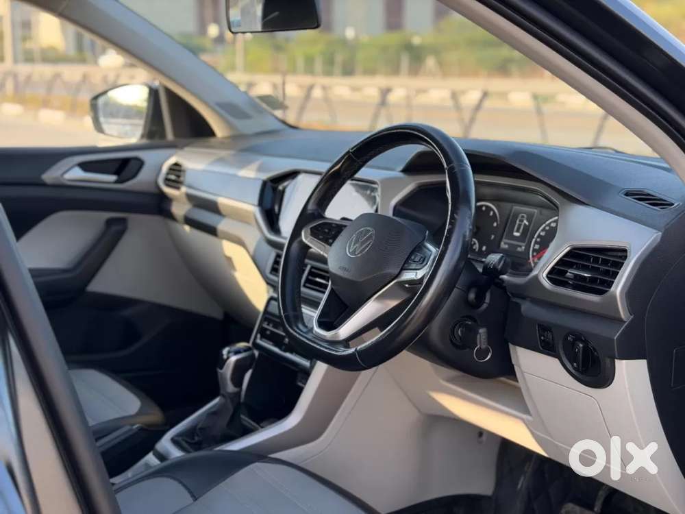 Volkswagen Taigun 1.0 Tsi Highline At, 2022, Petrol