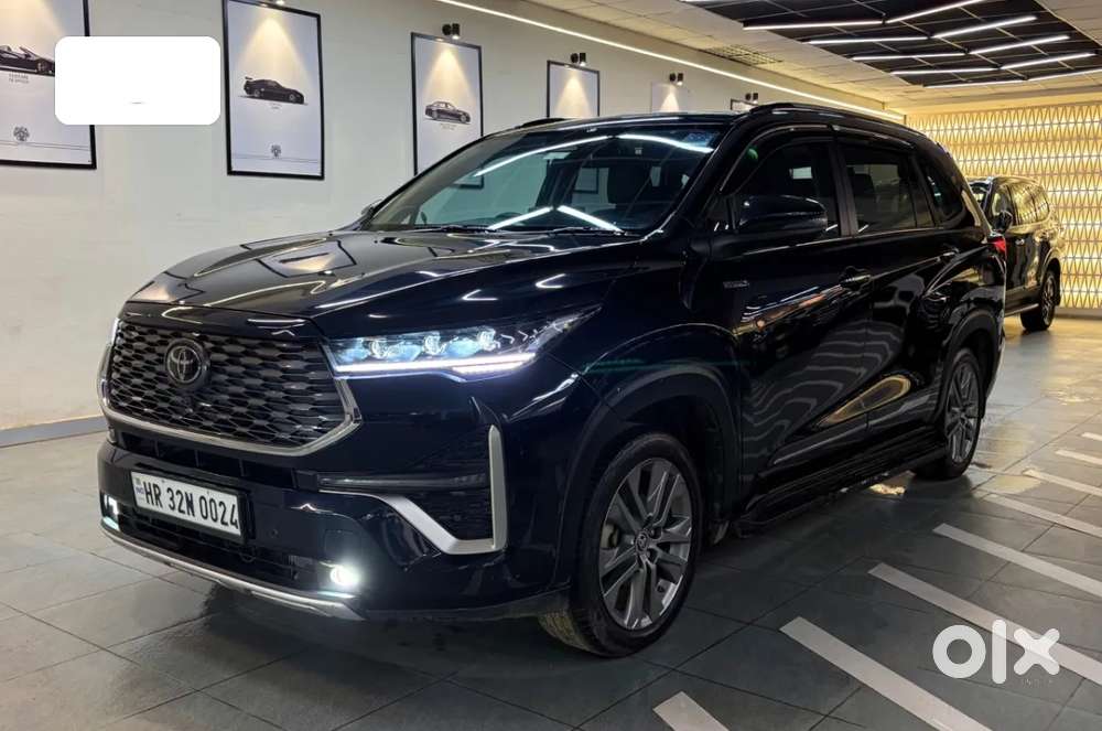 Toyota Innova Hycross 2.0 Zx (o) Hybrid 7 Str, 2024, Petrol