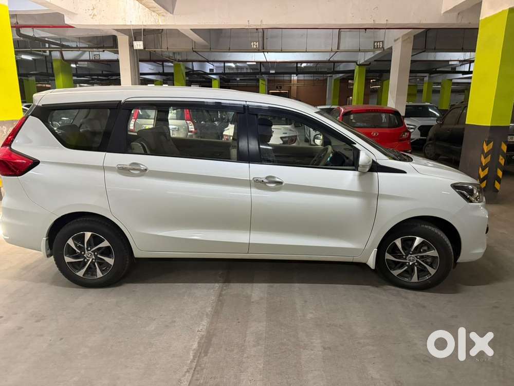 Toyota Rumion Petrol 2277 Km Driven Genuin