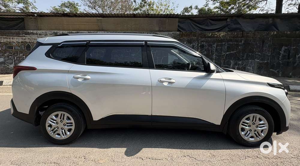 Kia Carens 1.4 Prestige 7 Str, 2023, Petrol