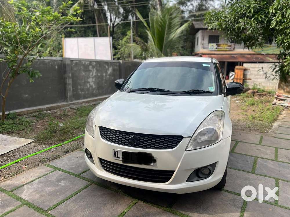 Maruti Suzuki Swift 2013 Diesel 103000 Km Driven