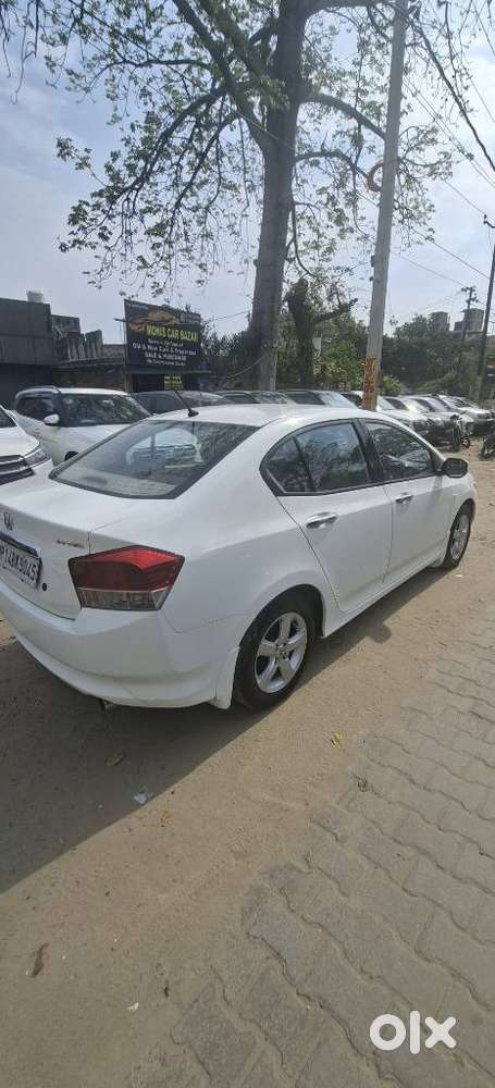 Honda City V Inspire, 2011, Petrol