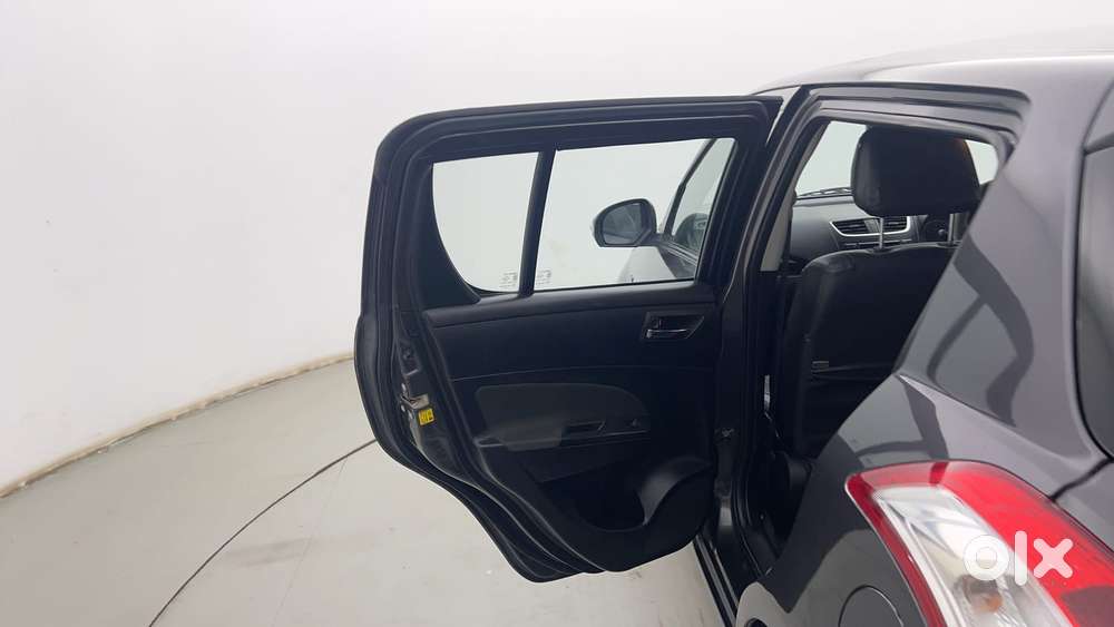 Maruti Suzuki Swift Vvt Vxi, 2015, Petrol