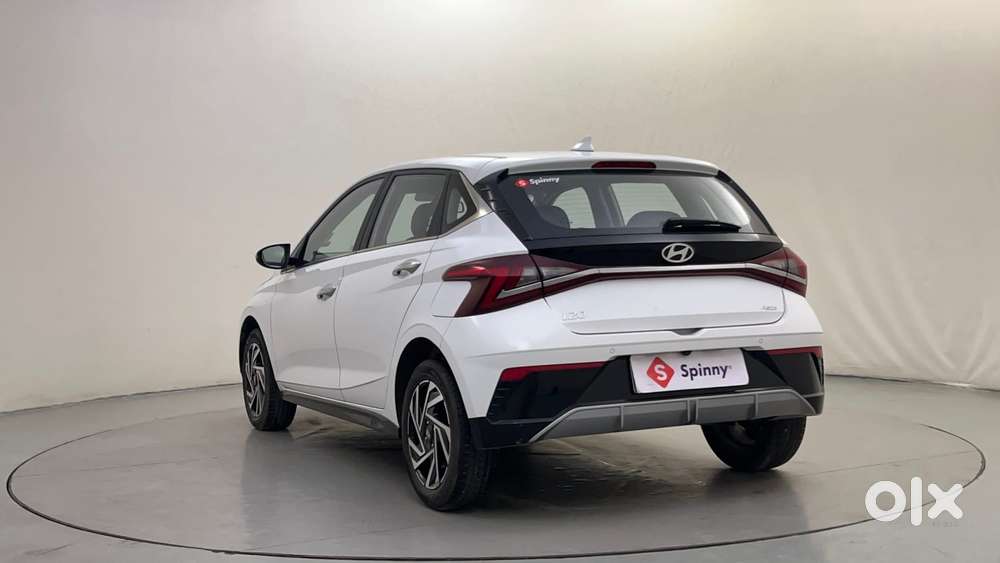 Hyundai New I20 1.2 Asta (o) Ivt, 2025, Petrol