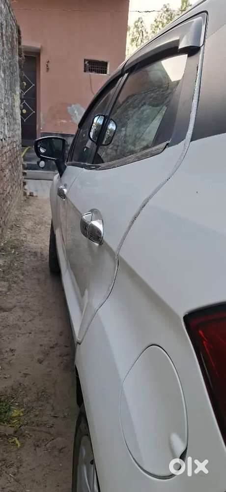Car Good Condition..tyre 85%,new Battery 2 Month Old H..