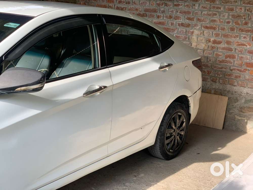 Hyundai Fluidic Verna 2013 Dl Registered Kashmiri Owner Noc Jk01 Issue
